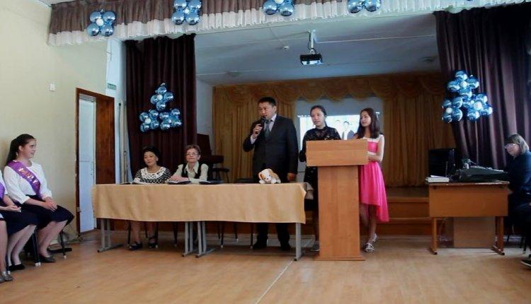 12.06.2019.Вручение аттестатов - 9 классы