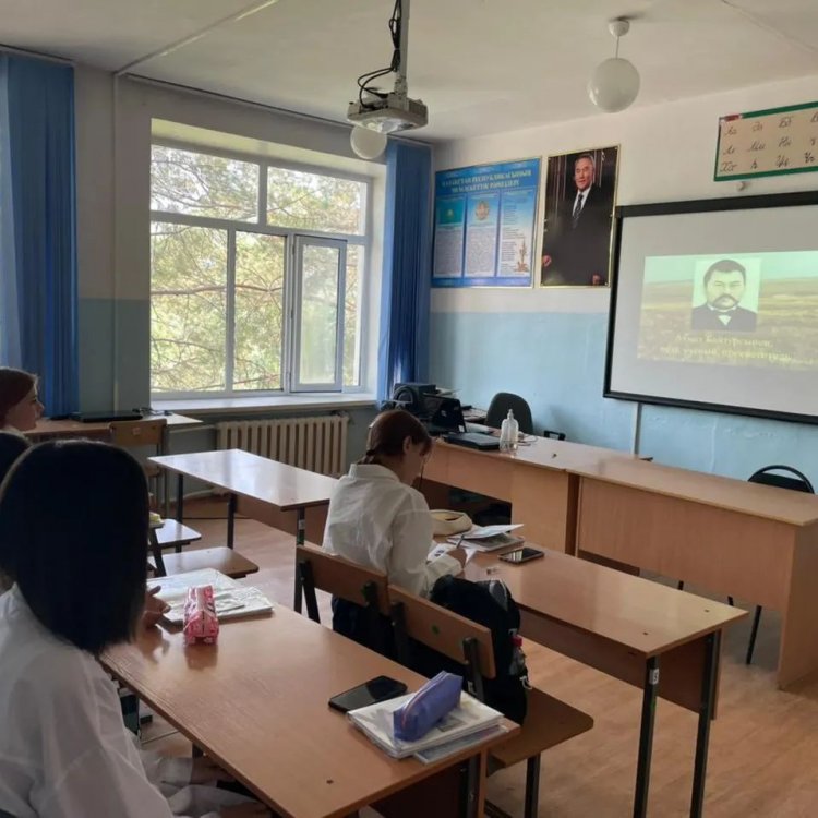 Ахмет Байтұрсынұлының 150 жылдығына орай 7"А", 9"А" сыныптарында өткізілген адалдық сағаты.